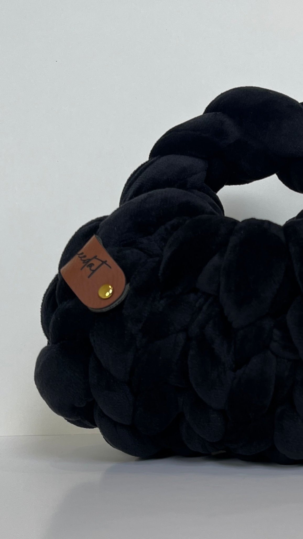 Sayeedat Mini (midnight black)